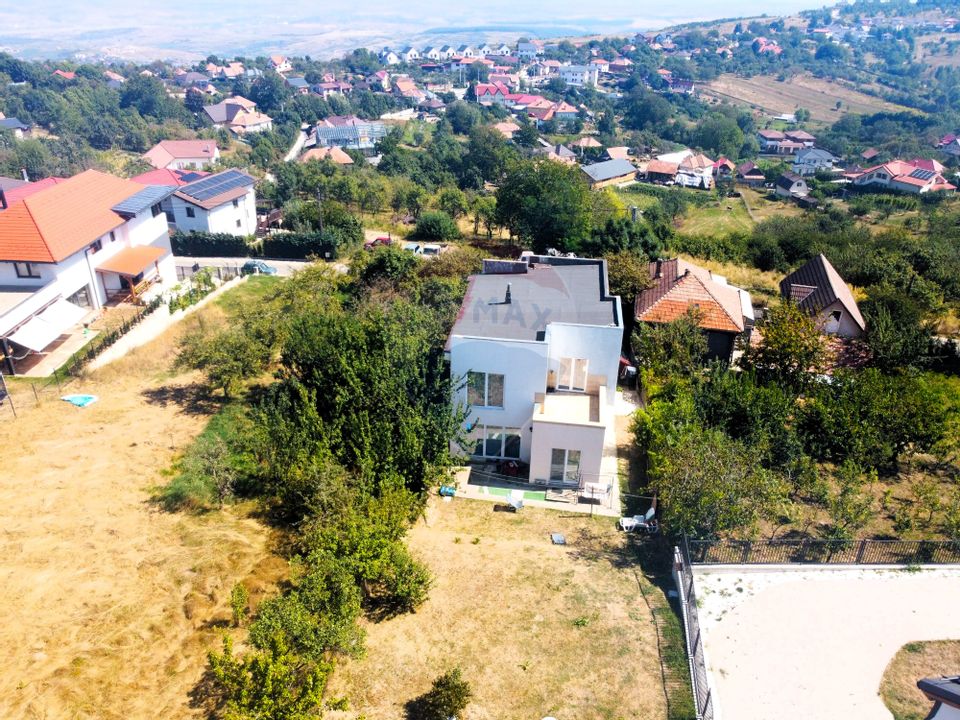 Casa de vanzare in Feleacu. 150 MP Util , 750 MP Teren. Exclusivitate!