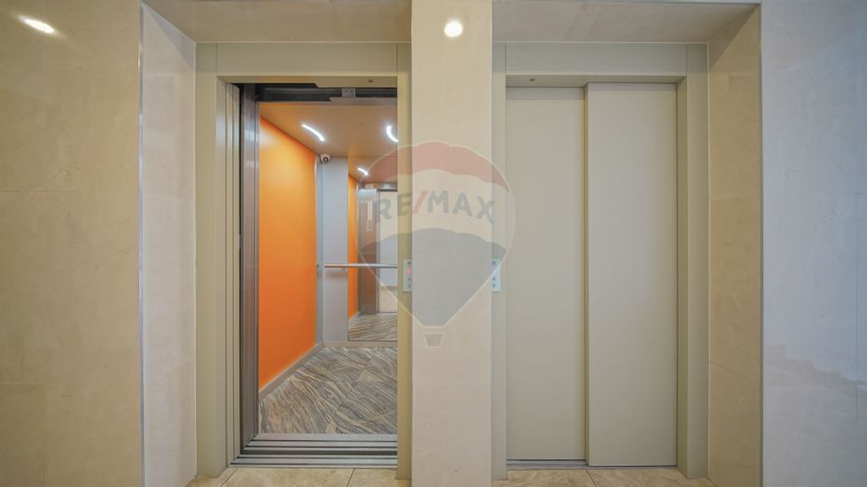 REZERVAT!Apartament de vanzare 3 camere,parcare subterana,Isaran