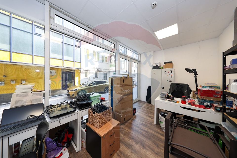 Spațiu comercial de 519mp de vânzare în zona Vlahuta