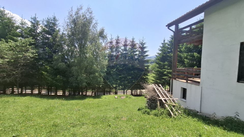 Casă de vacanță in Măgura, la poalele Munților Piatra Craiului