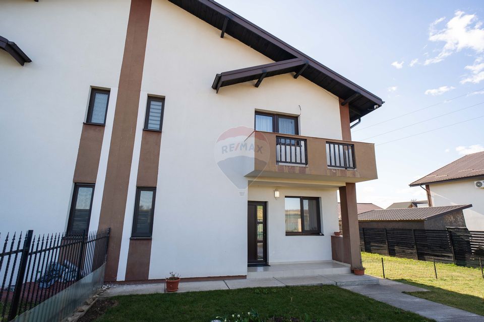 0% Comission - Modern Duplex for Sale – Ciurbești, Iași