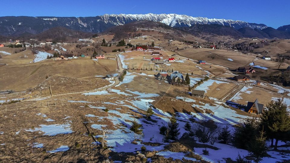 Land 3,756sqm Sirnea / None