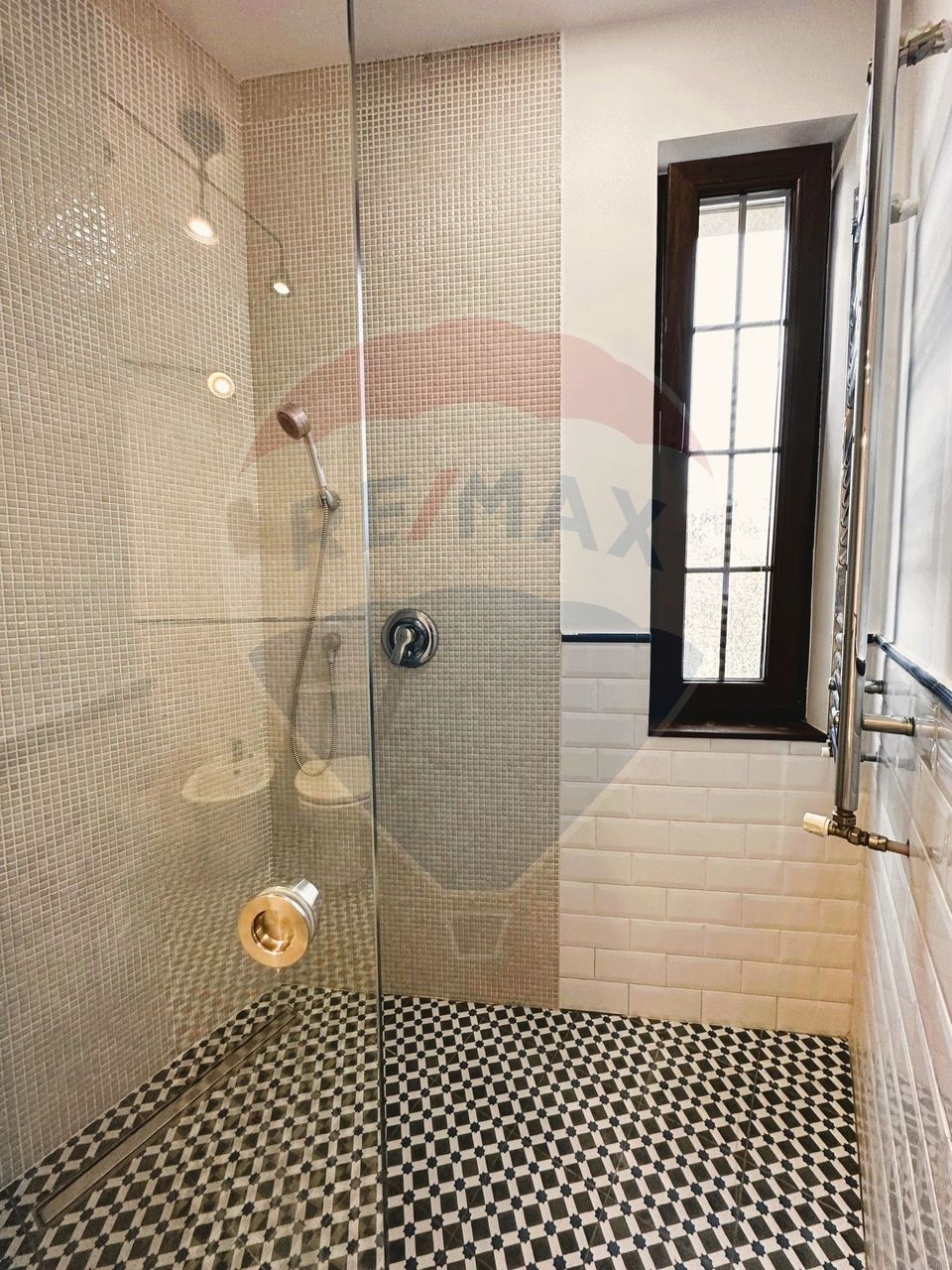 Apartment for rent, Gendarmeriei/Sisesti, 4 rooms, 120 sqm