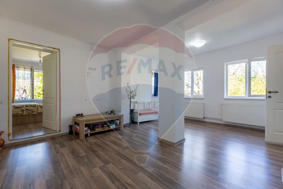 3 room House / Villa for sale, Est area