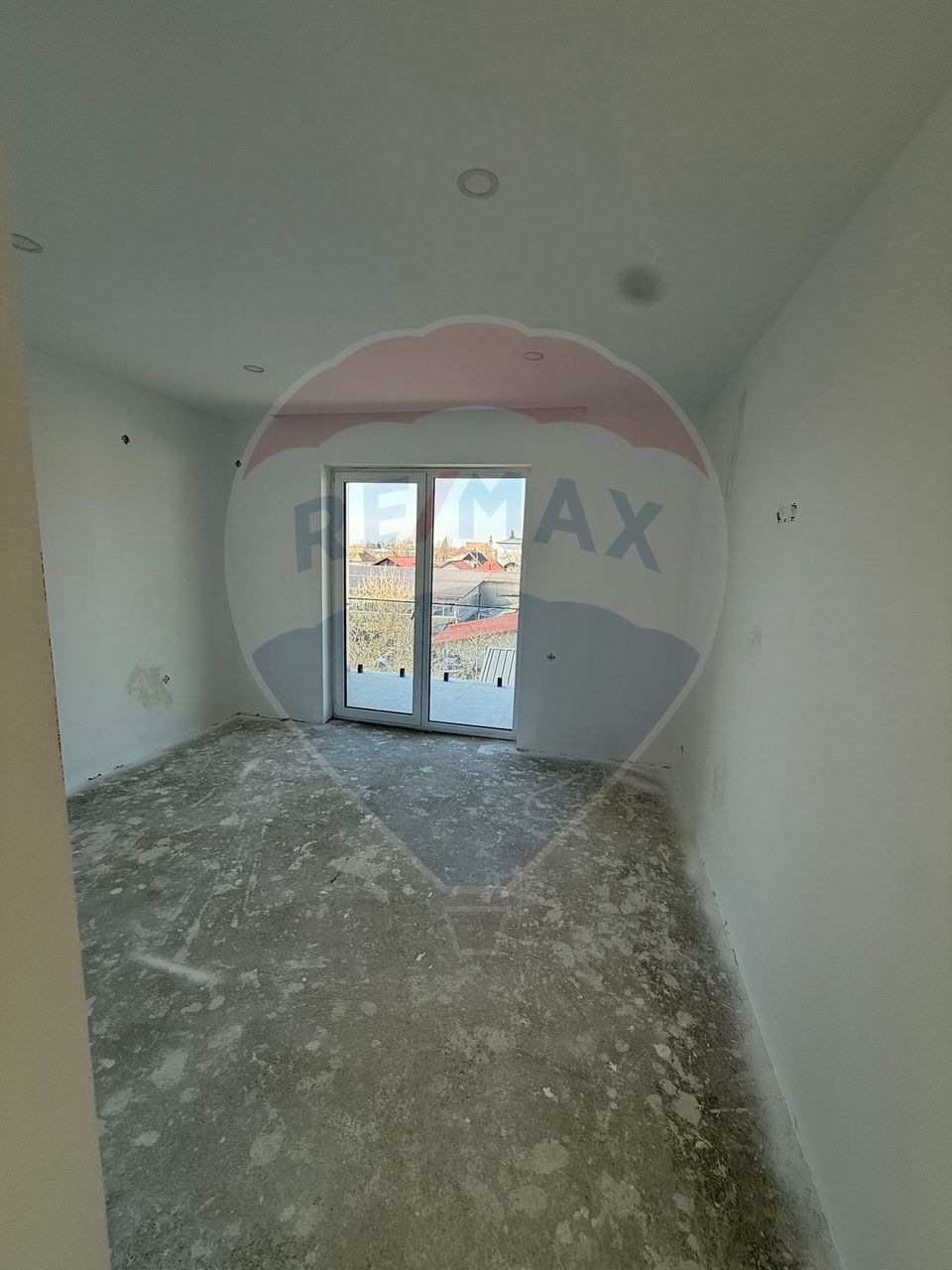 APARTAMENT 2 CAMERE DE VANZARE IN CENTRUL VECHI