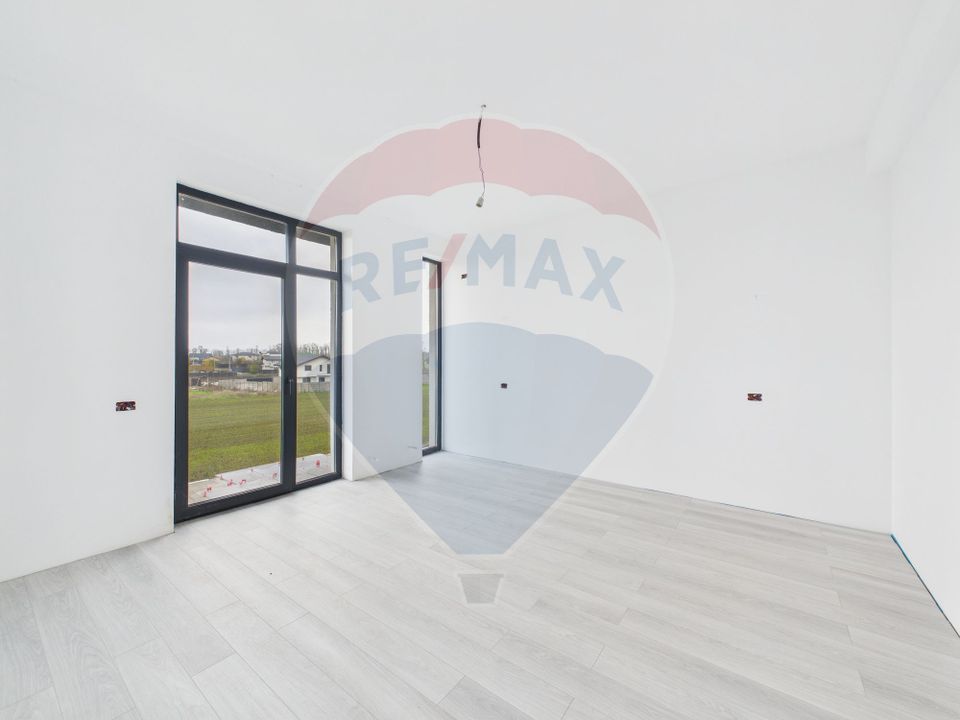 Casa moderna cu 4 camere de vanzare - Zona Ganeasa - Moara Domnesca