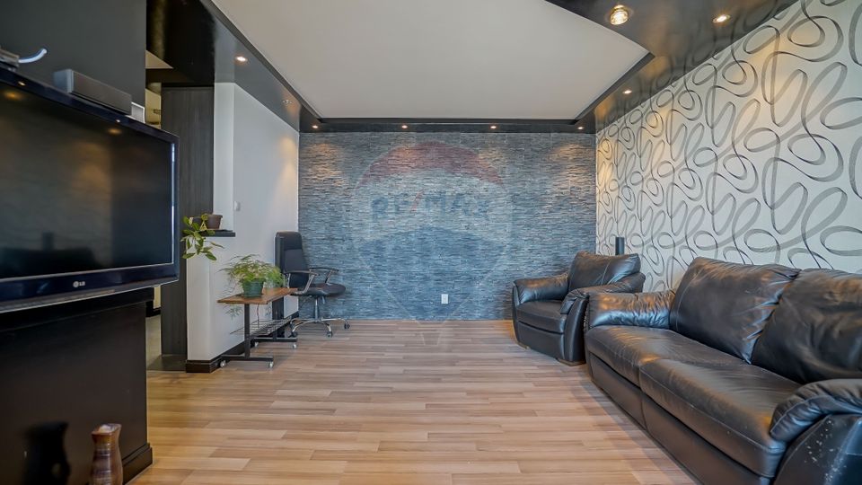 3 room Apartment for sale, Centrul Civic area