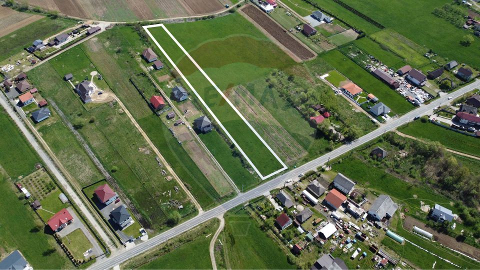 Land 5,609sqm Sacalaseni / Strada Unirii