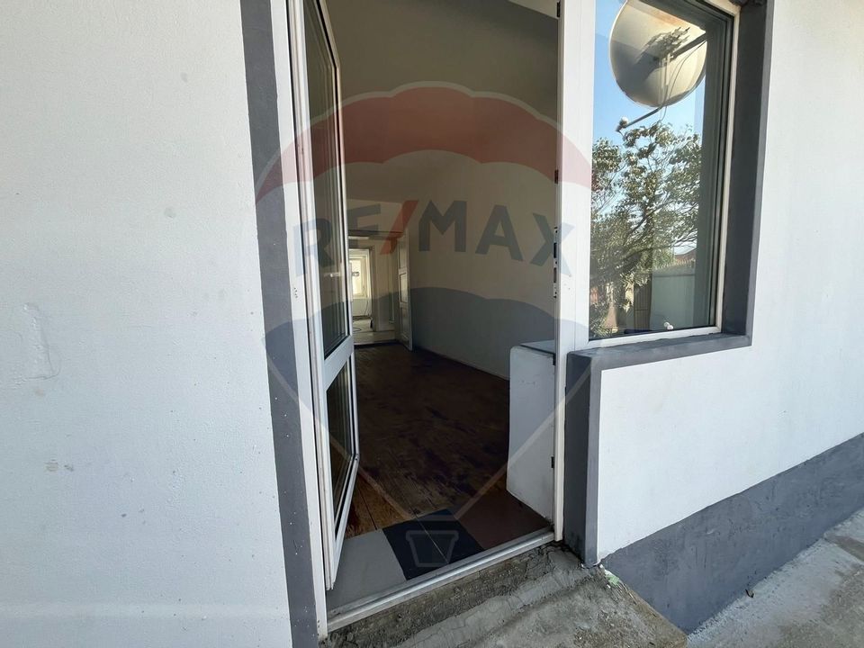 Proprietate de vânzare,  Stupini, potențial rezidențial sau comercial