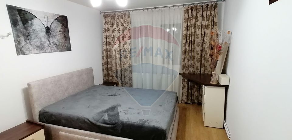 Apartament cu 3 camere de inchiriat in zona Manastur