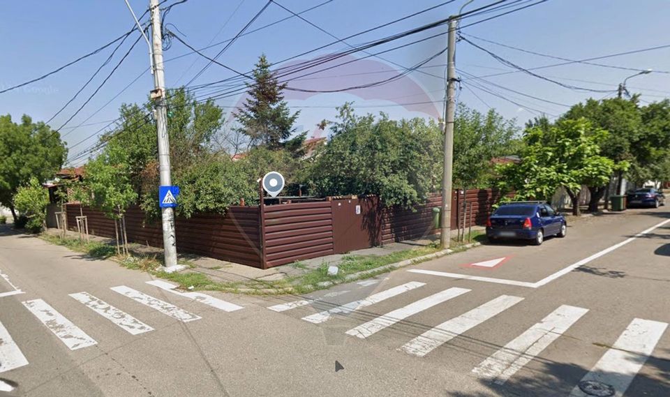 Land 203sqm Strada Crinului
