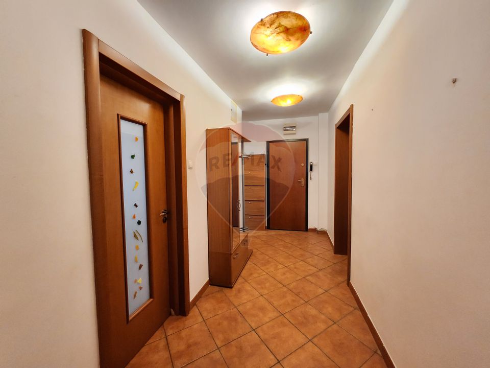 Calea Calarasilor | Piata Muncii | Bd. Decebal luminos | spatios