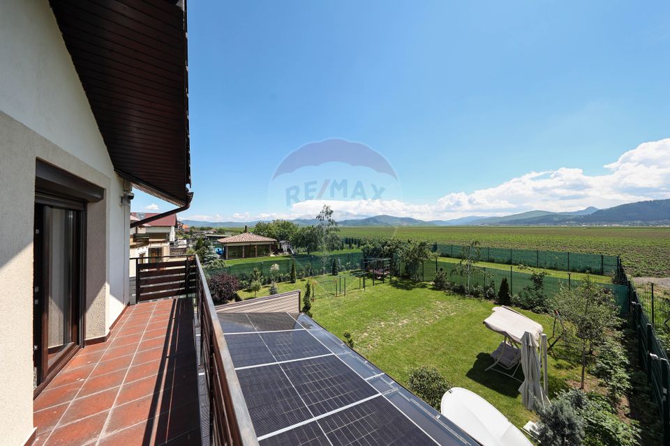 Vilă premium, saune, jacuzzi curte de 1000 mp