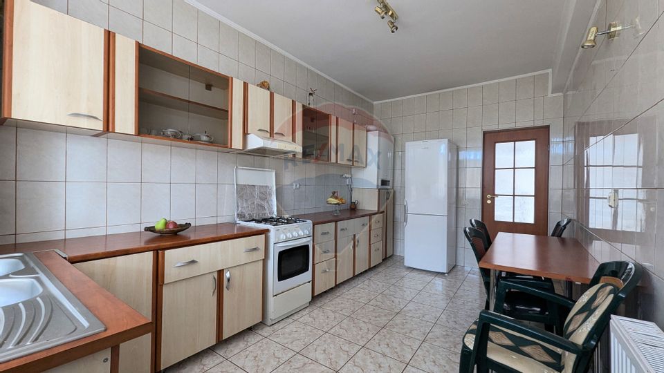 5 room House / Villa for sale, Central area
