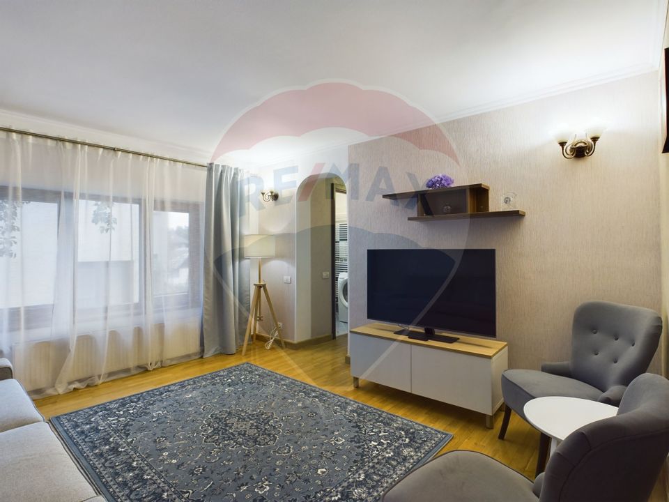 3 room Apartment for rent, Parcul Carol area