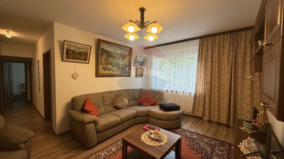 Apartament 3 camere, etaj 1, complet mobilat și utilat – cartier Săsar