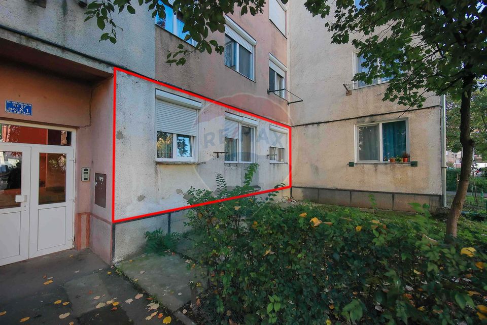 De vânzare, apartament cu 2 camere, Zona Velența