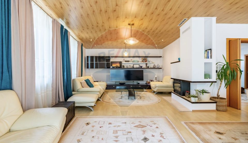 Casă / Vilă in Corbeanca, langa lac, zona exclusivista