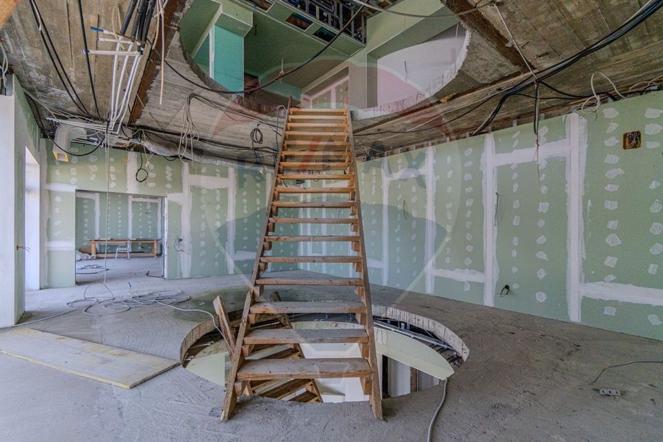 Activ Hotelier SubEvaluat | 18.000 mp construiti | 3 ha teren | BRASOV