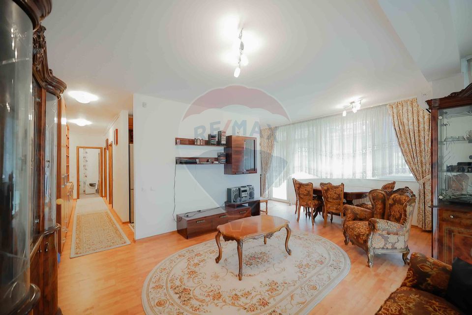 Apartament de Vânzare cu 3 Camere, Terasă de 32mp și Parcare Subterană