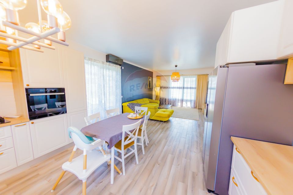 4 room House / Villa for sale