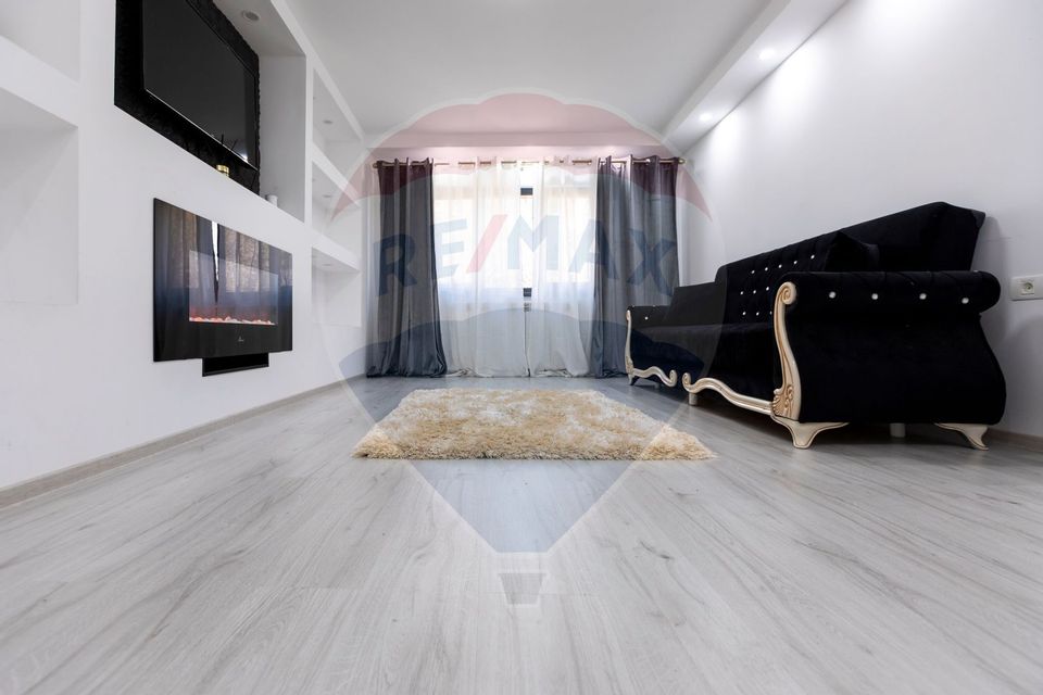 Apartament de vânzare cu 2 camere,  în zona Nord