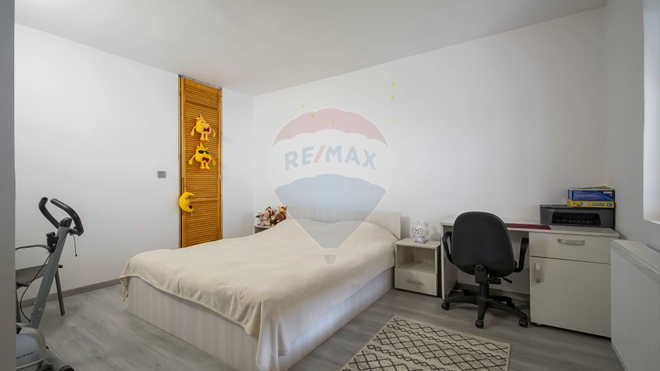 5 room House / Villa for sale, Turches area