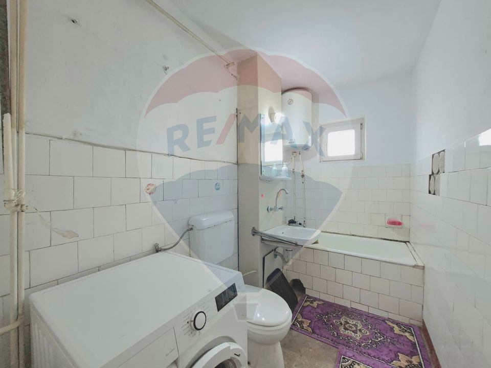 Apartament 3 camere, 96 mp, central, Sebiș – exclusiv RE/MAX