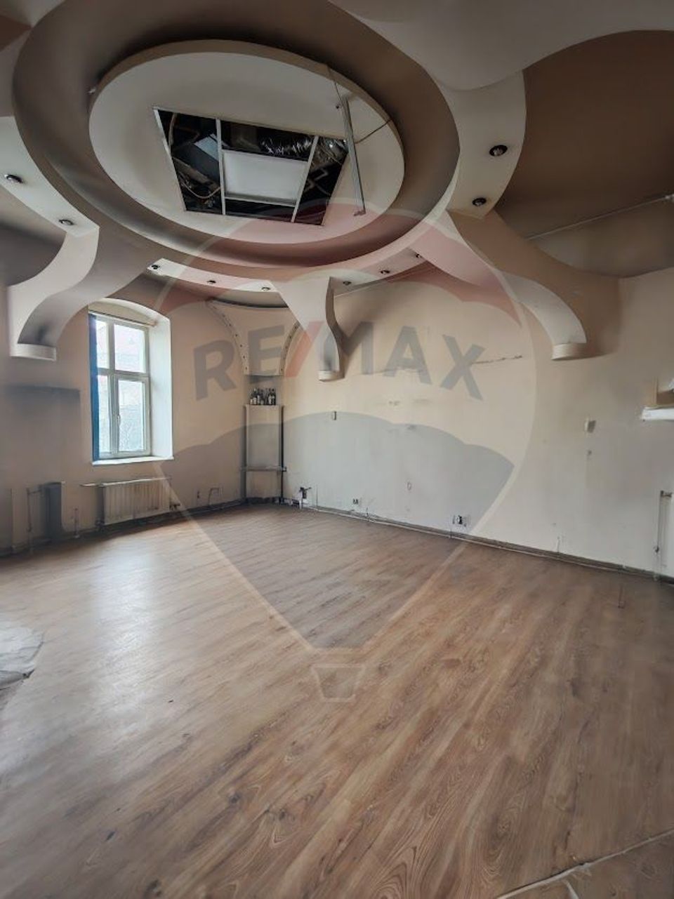 350sq.m Office Space for rent, Ultracentral area