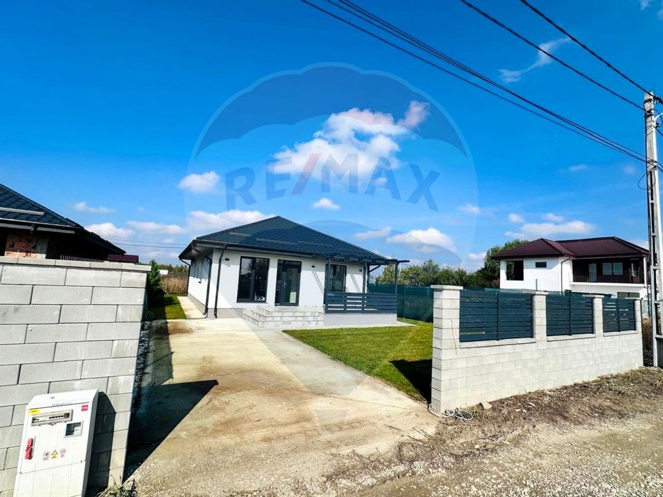 Casa noua, individuala, stil american - Crevedia