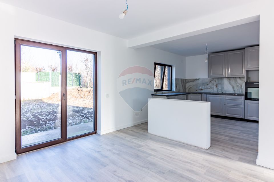 Relaxation oasis/ Individual villa near the forest close to Bucharest
