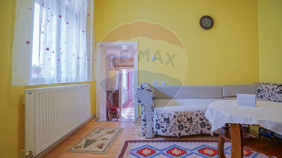 5 room House / Villa for sale
