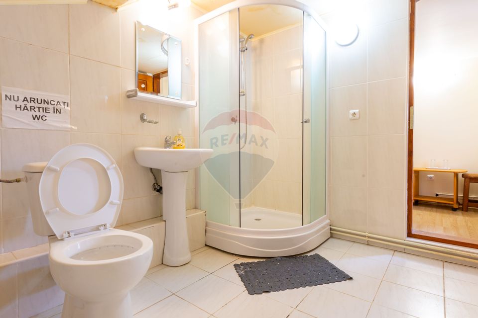 Hotel / Pensiune cu 10 camere de vânzare/Vama Buzaului