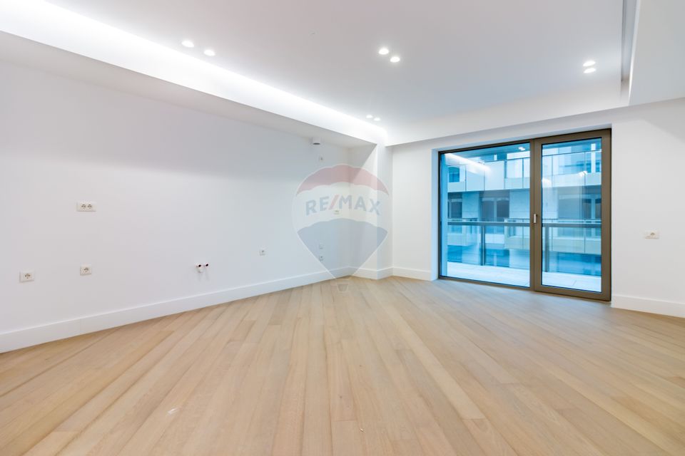 Apartament 3 camere de vânzare – Cortina 126, Bd. Erou Iancu Nicolae