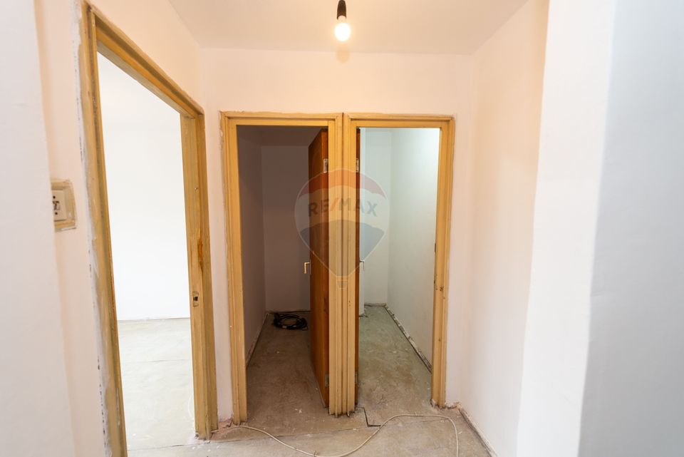 Apartament cu 4 camere de vanzare , 1974, fara risc, Pantelimon