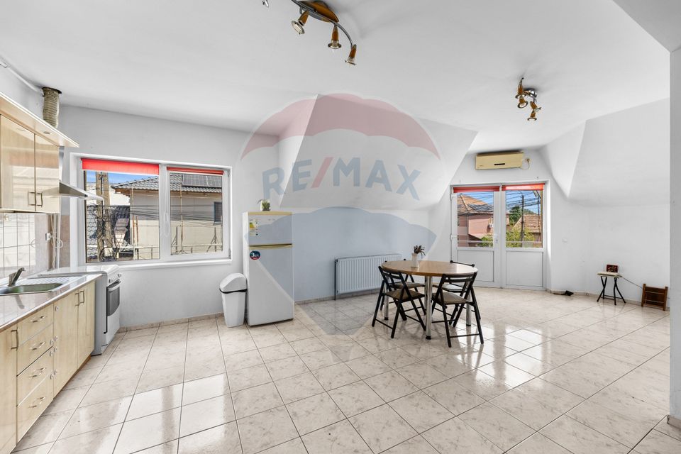 Apartament cu 3 camere de închiriat 125 mp - zona Grădiște