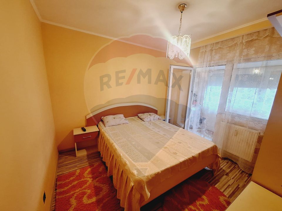 3 room Apartment for sale, Nufarul area