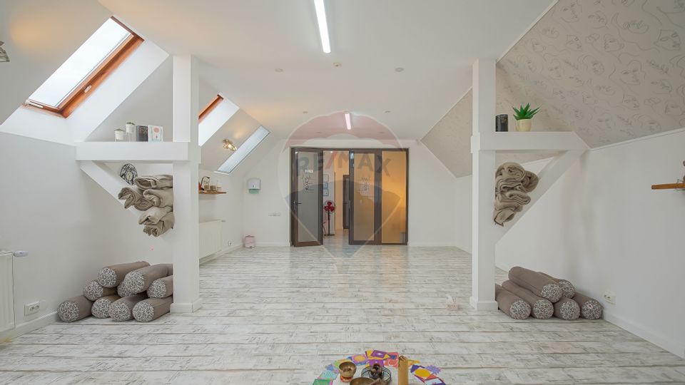 165sq.m Office Space for rent, Brasovul Vechi area