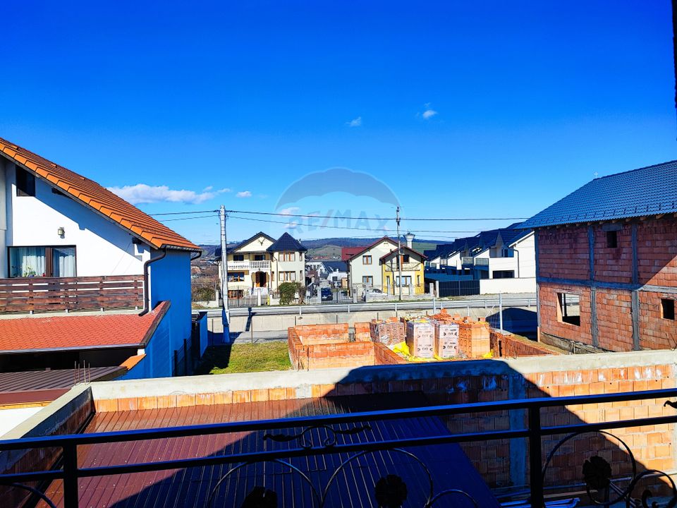 5 room House / Villa for sale