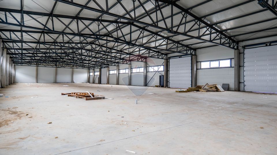 Hala de închiriat 1.800 mp cu teren 5.000 mp - Acces rapid la centura