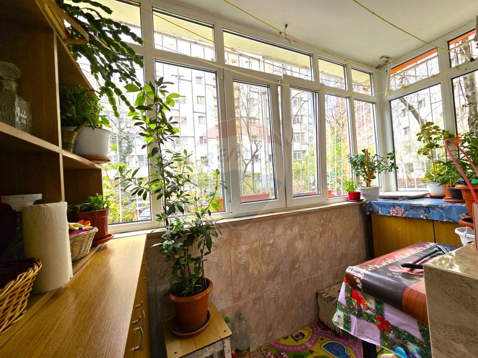 Apartament 2 camere Teiul Doamnei de vanzare, bloc 1985