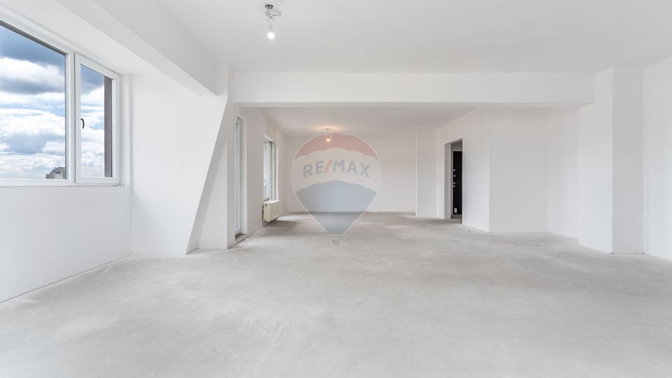 4 room Apartment for sale, Semicentral area