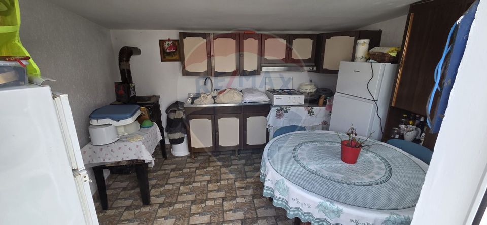 4 room House / Villa for sale