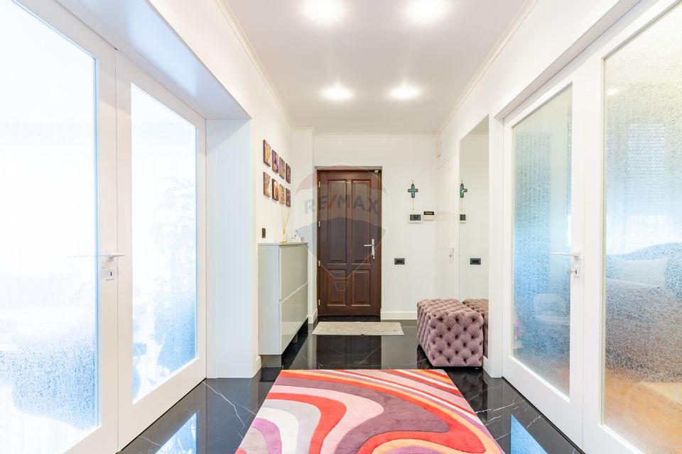 Vilă + casă de oaspeți + casă angajați | 12 camere | 530mp | Mogoșoaia