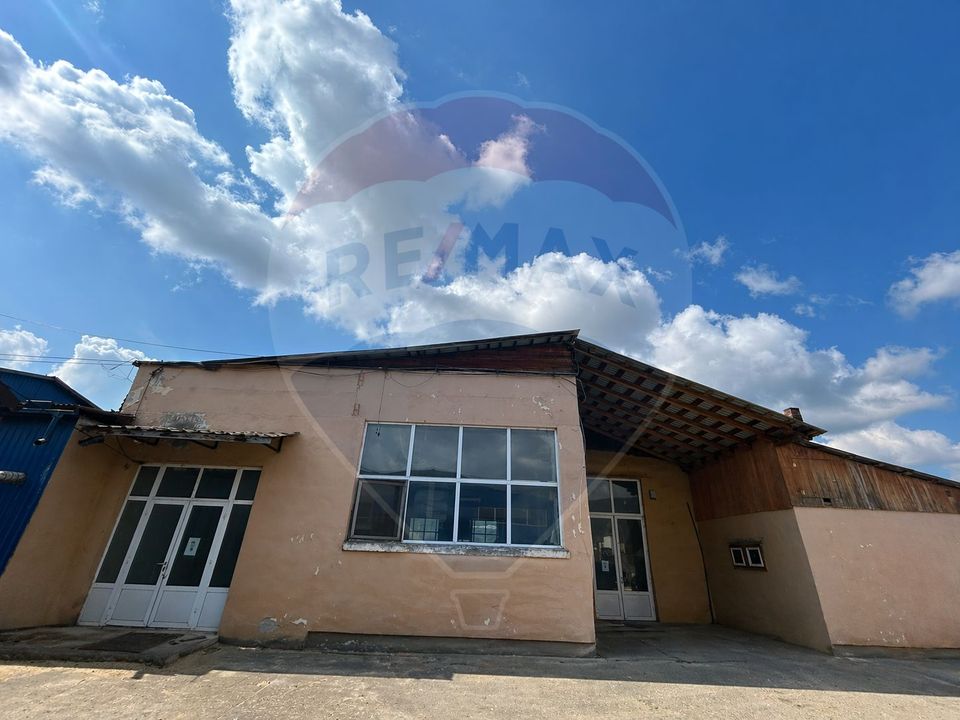 612sq.m Industrial Space for sale