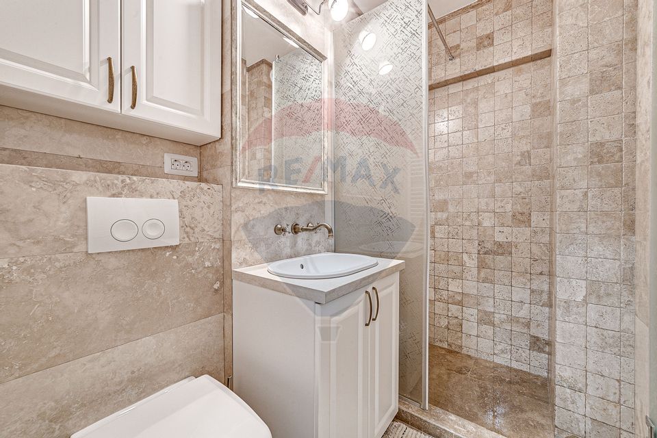 Apartament cu 4 camere premium de vanzare în zona Aurel Vlaicu, Arad