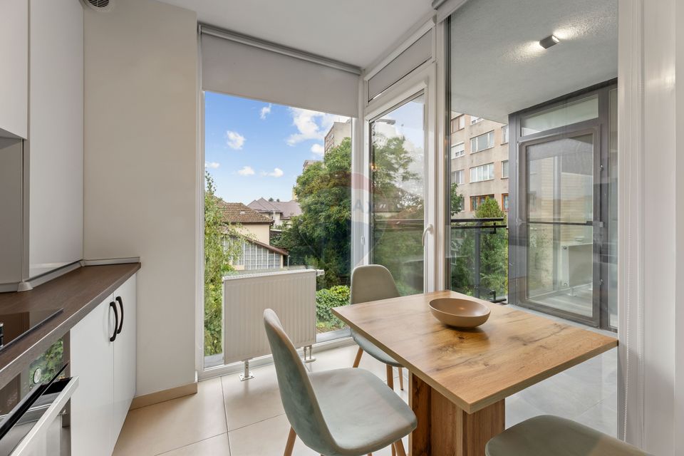 Apartament modern 3 camere+terasǎ, locație de vis Bourgeois Residence