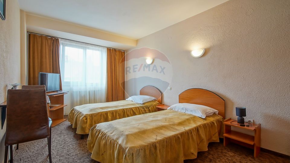 12 room Hotel / Pension for sale, Blumana area