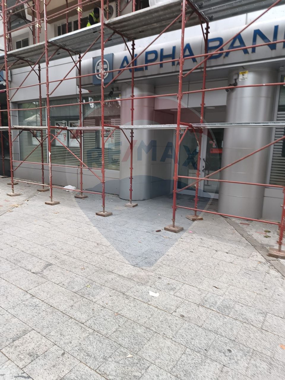 130sq.m Commercial Space for rent, Ultracentral area