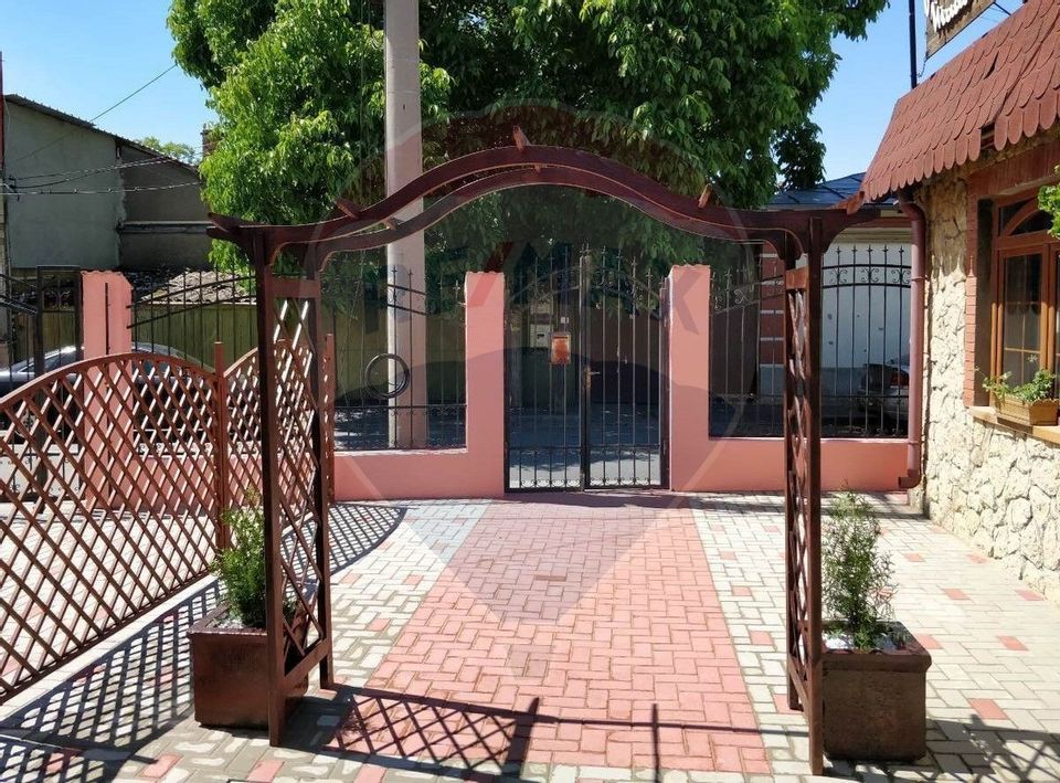 Spațiu comercial de 350 mp de vânzare în zona Piața Centrală Galați